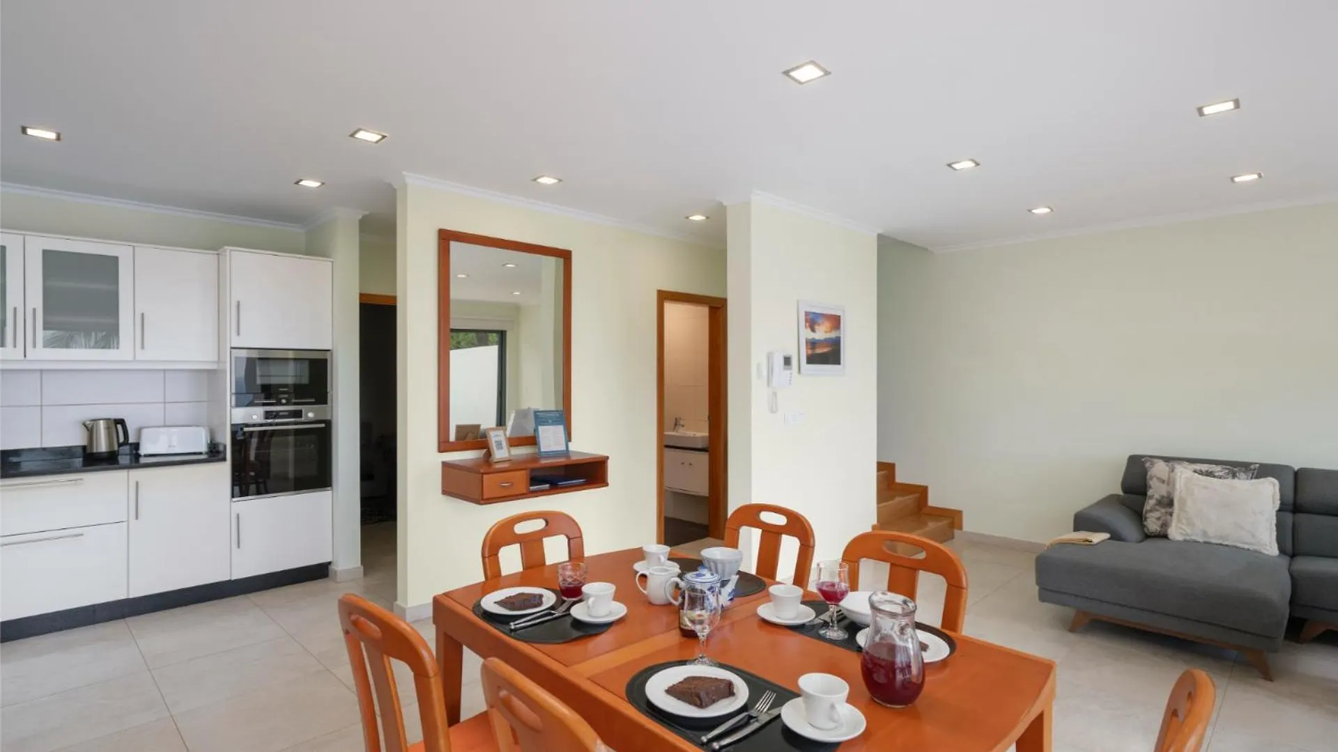 Villa Ourmadeira - Casa Amaro Mar, Tranquil Arco da Calheta